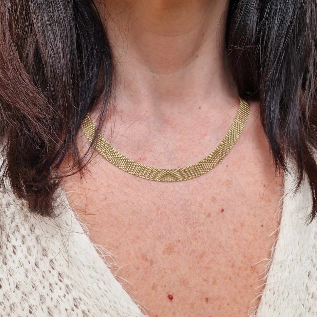 Collana girocollo maglia a rete